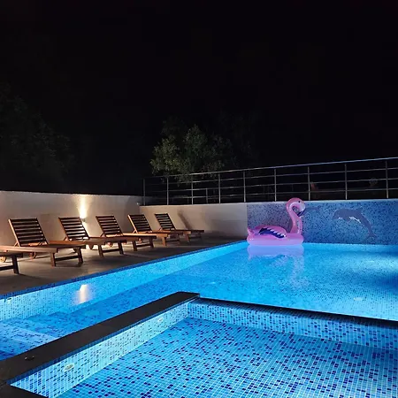 Olivila Villa *
