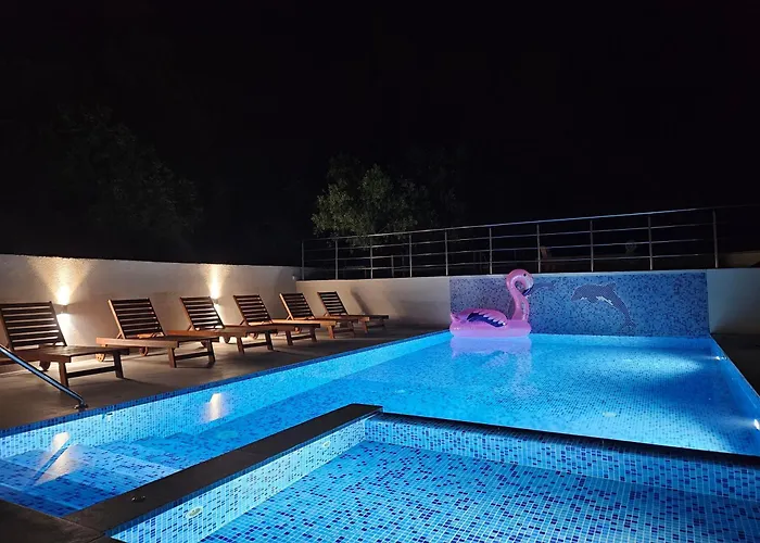 Olivila Villa *